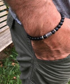 Bracelet onyx mat, zircon rhodié et acier inoxydable