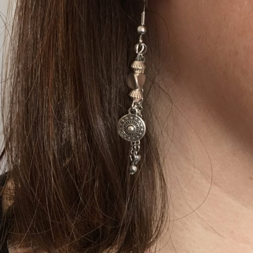 Boucles d'oreilles femme en chaine acier inoxydable, pendentif métal et perle hématite
