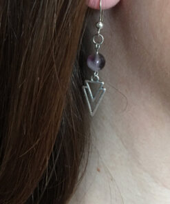 Boucle d oreille femme avec perle violette