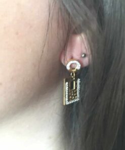 Boucle d'oreille acier couleur or strass rectangle